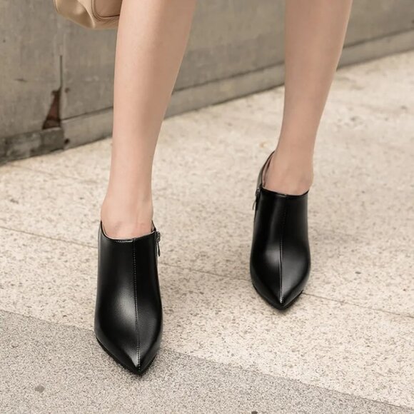 Jingpin Black Bootie - Picture 3 of 15